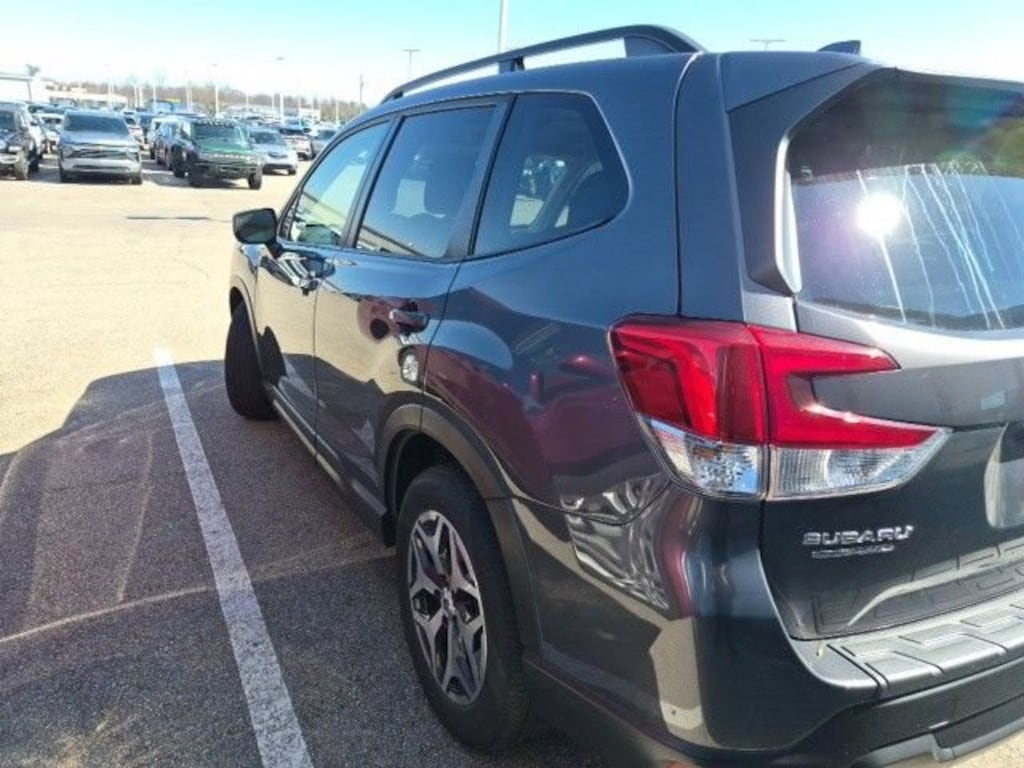 Used 2021 Subaru Forester Premium SUV