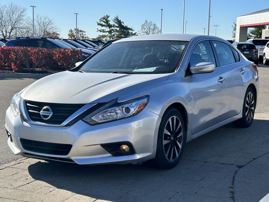 Used 2018 Nissan Altima 2.5 SV Sedan