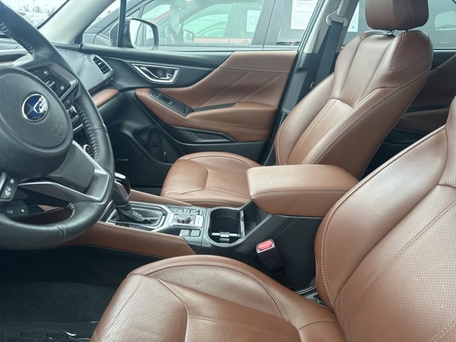 2021 Subaru Forester Touring photo 4