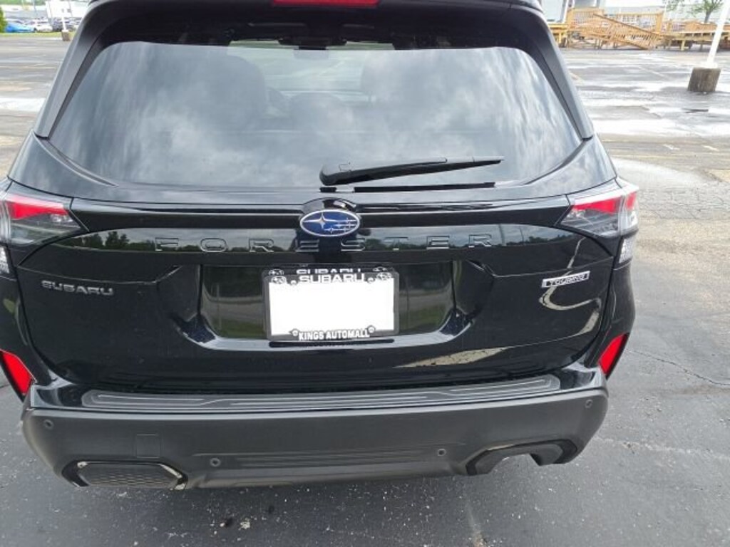 Used 2025 Subaru Forester Touring SUV