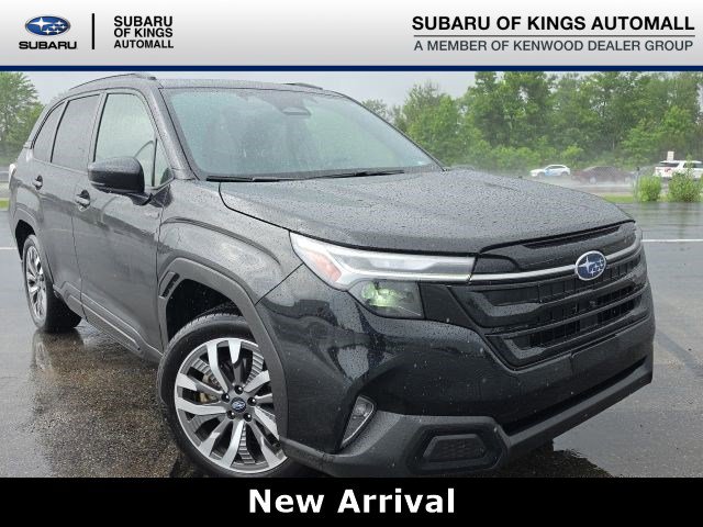 2025 Subaru Forester Touring Hybrid's photo