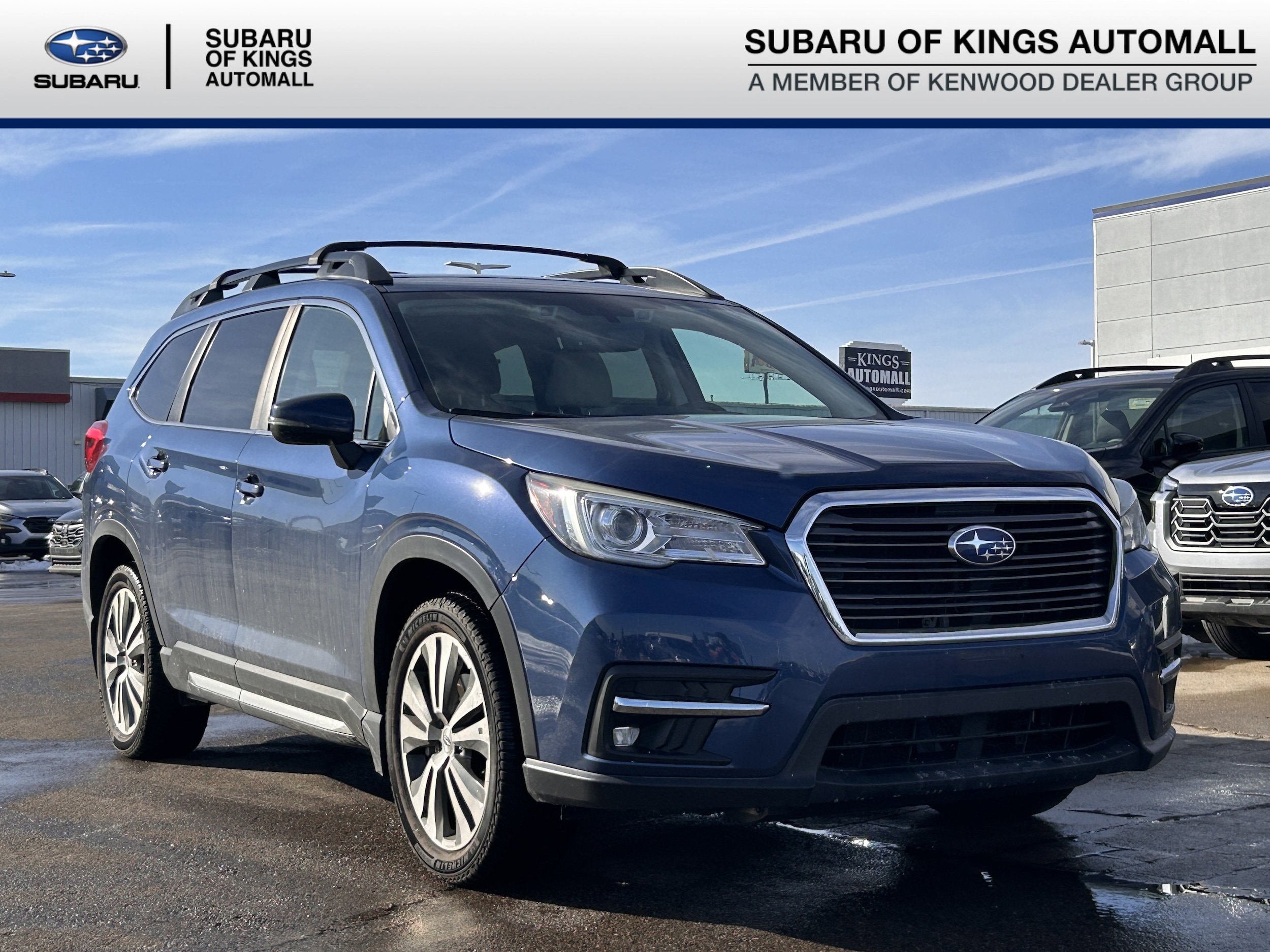 2019 Subaru Ascent Limited's photo