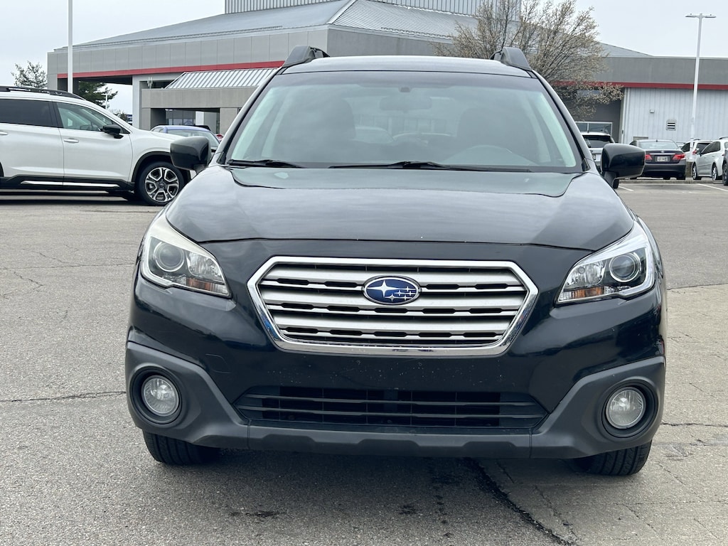 Used 2017 Subaru Outback 2.5i Premium with SUV