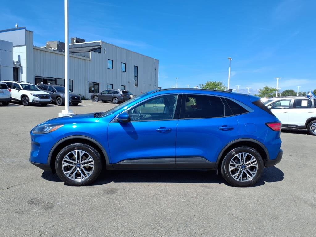 2021 Ford Escape SEL photo 3