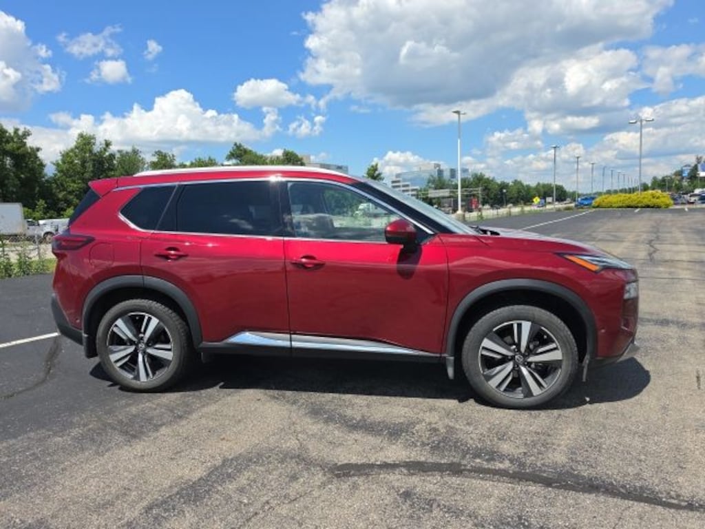 Used 2021 Nissan Rogue Platinum SUV