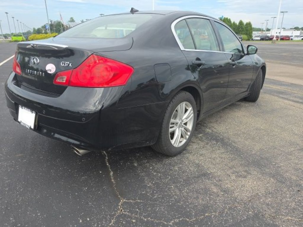 Used 2013 INFINITI G37x Base Sedan