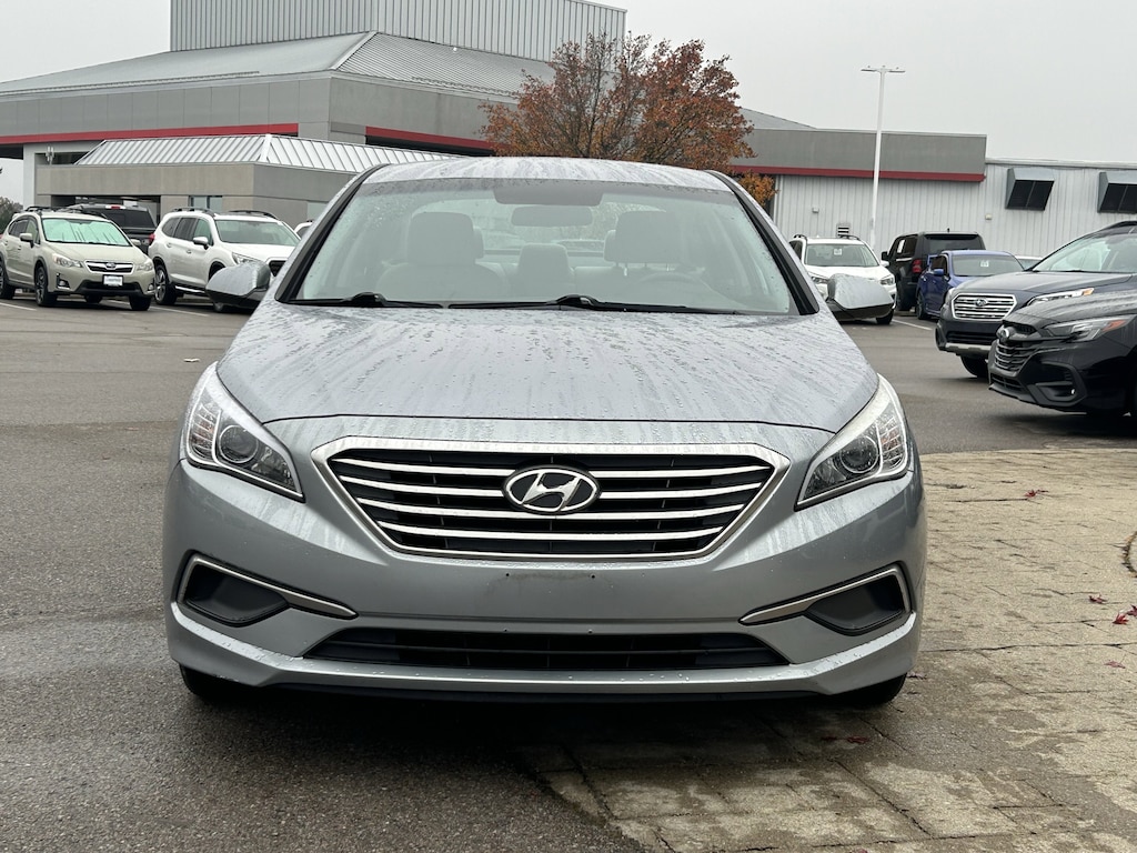Used 2017 Hyundai Sonata w/PZEV Sedan