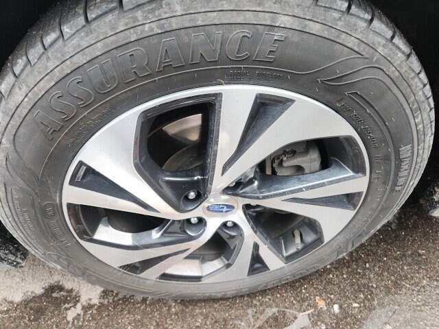 2023 Subaru Legacy Premium photo 2