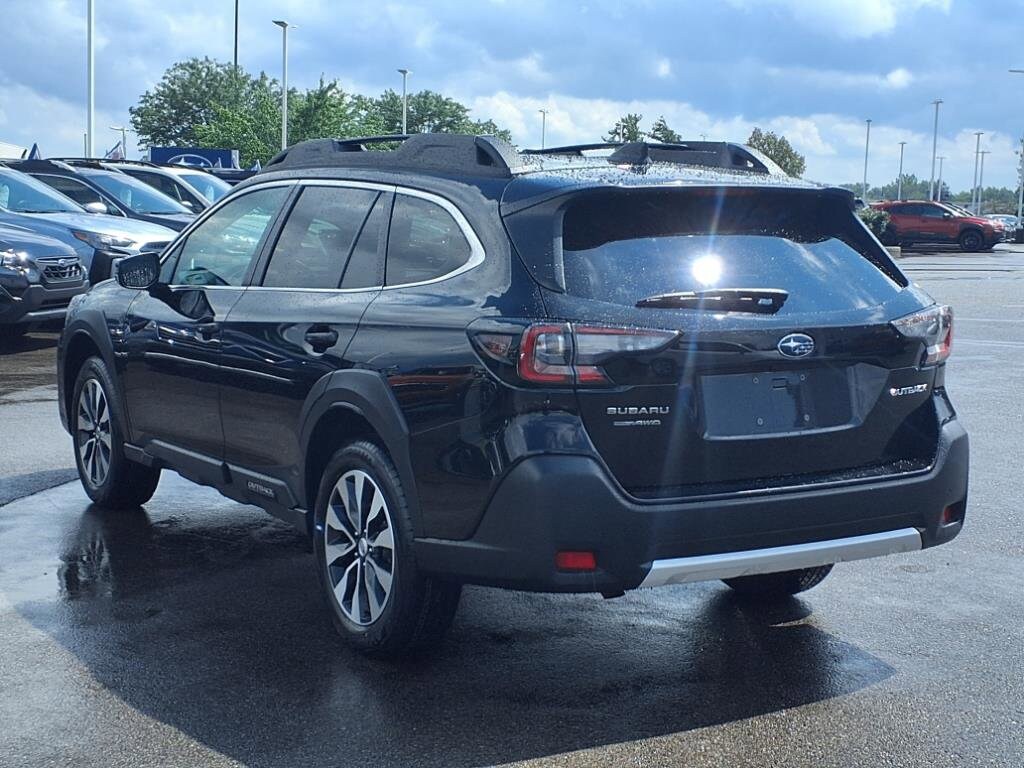 2023 Subaru Outback Limited photo 3