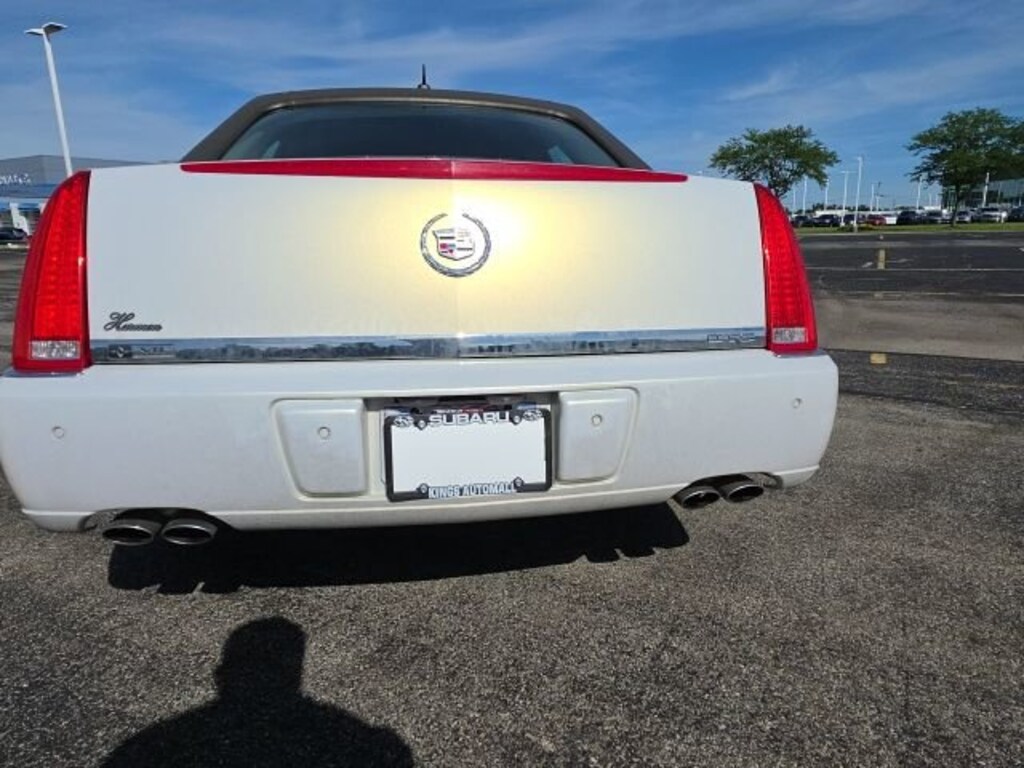 Used 2006 CADILLAC DTS Sedan