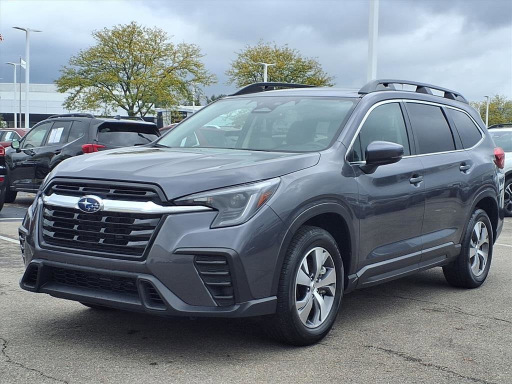 2024 Subaru Ascent Premium photo 2