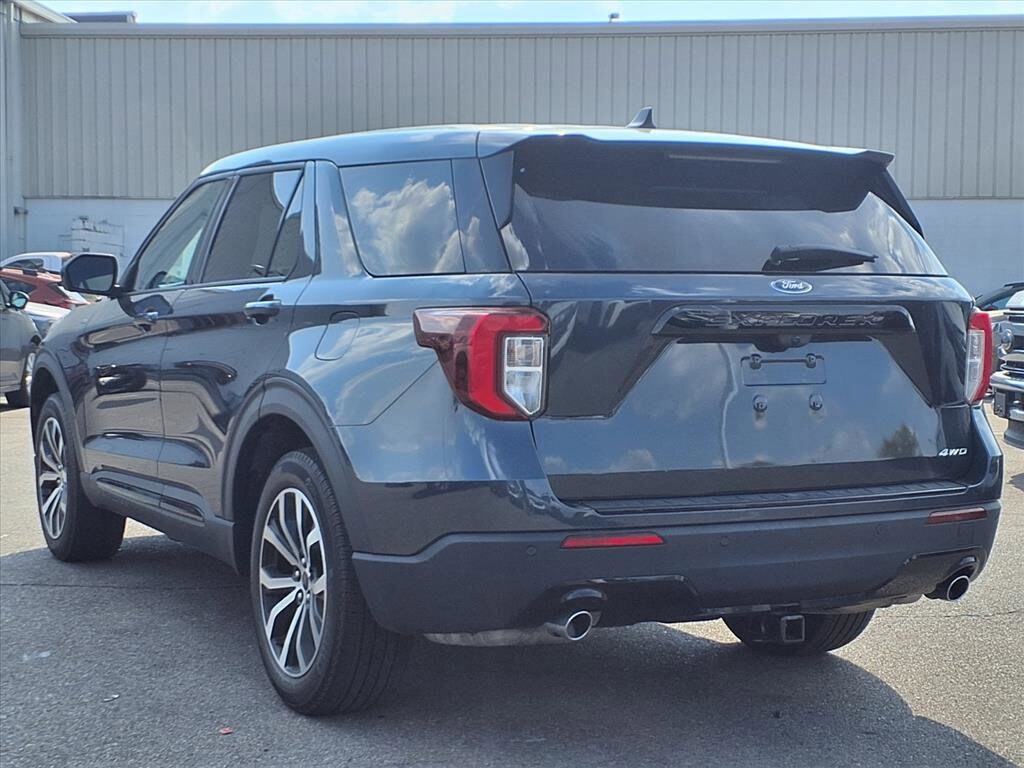 2022 Ford Explorer ST-Line photo 3
