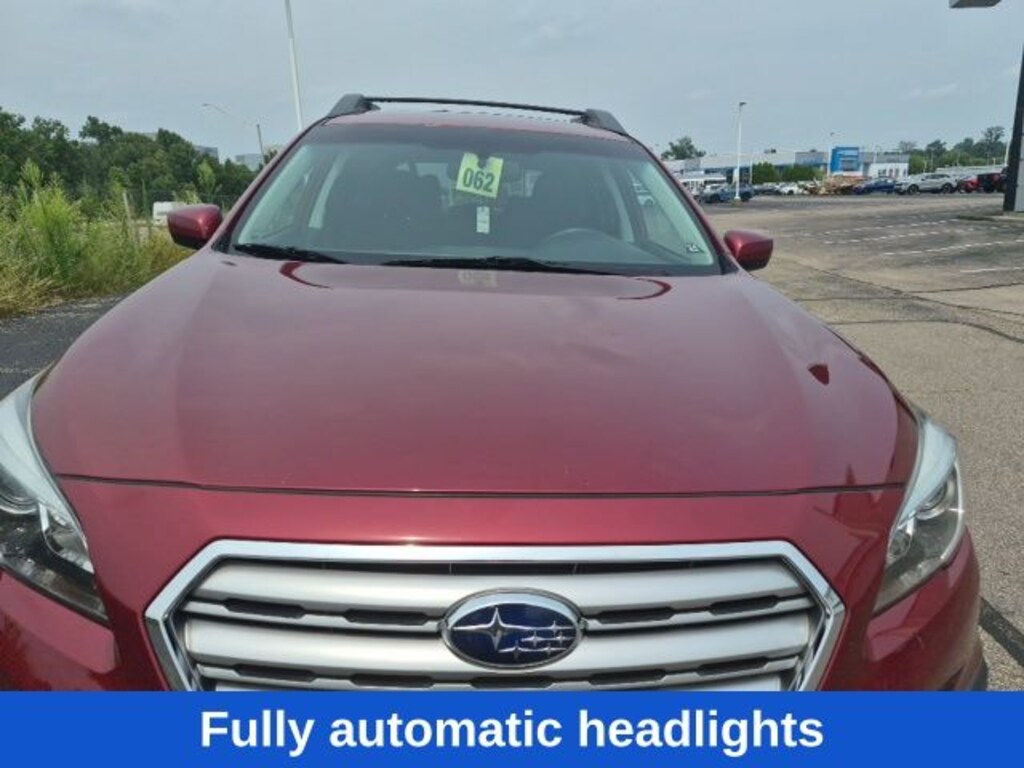 Used 2015 Subaru Outback 2.5i Premium w/ Moonroof/Power Rear Gate SUV
