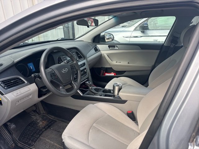 2017 Hyundai Sonata SE Eco photo 2