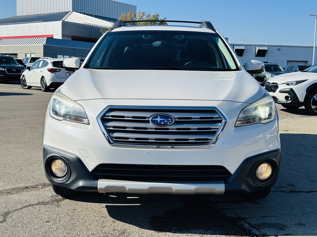 Used 2017 Subaru Outback 2.5i Limited with SUV