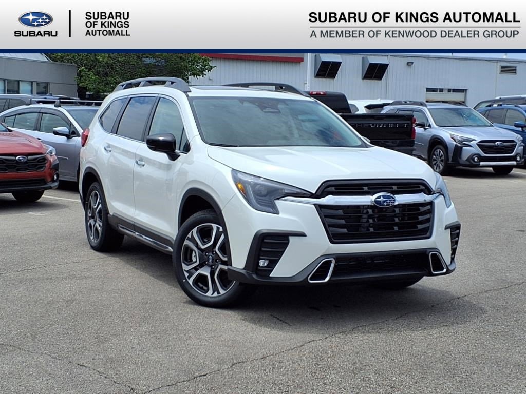 2025 Subaru Ascent Touring's photo