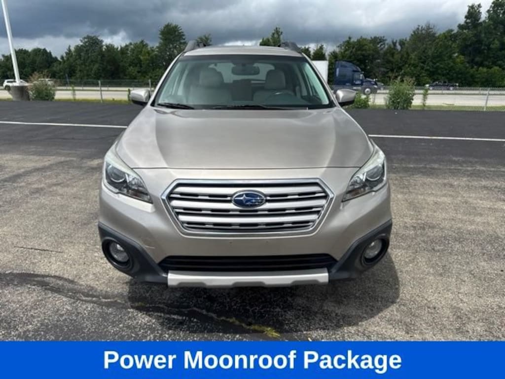 Used 2015 Subaru Outback 2.5i Limited w/Moonroof/KeylessAccess/Nav/EyeSight SUV