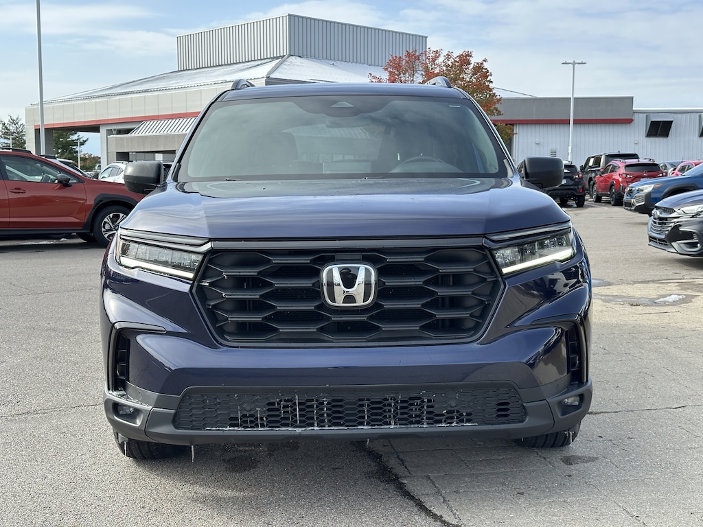 Used 2023 Honda Pilot Sport SUV