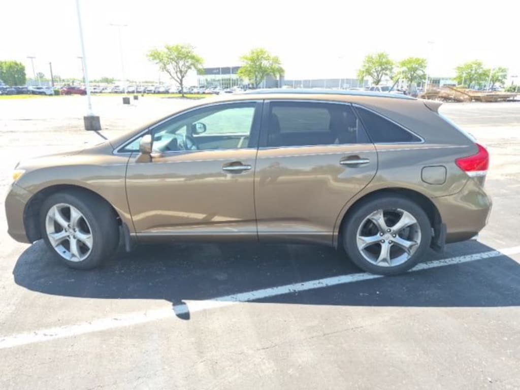 Used 2009 Toyota Venza Base V6 Crossover