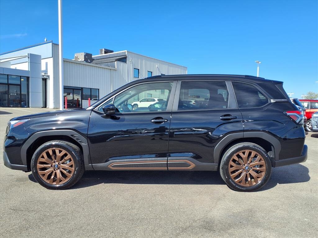 2025 Subaru Forester Sport photo 3