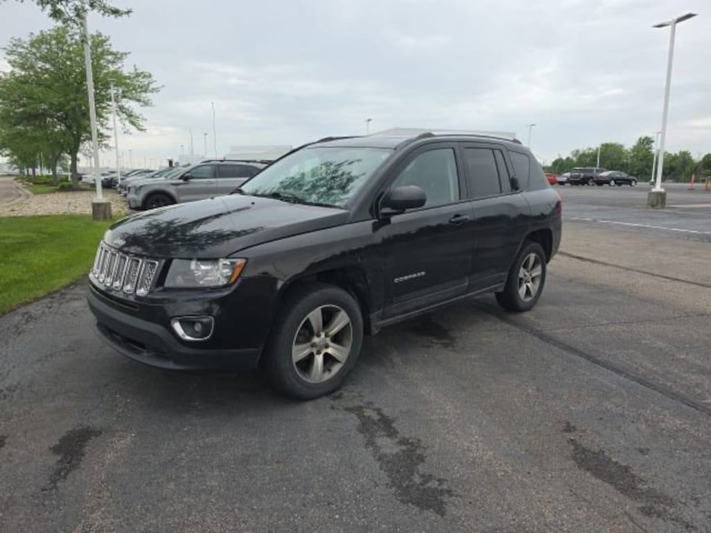 Used 2016 Jeep Compass Latitude 4x4 SUV