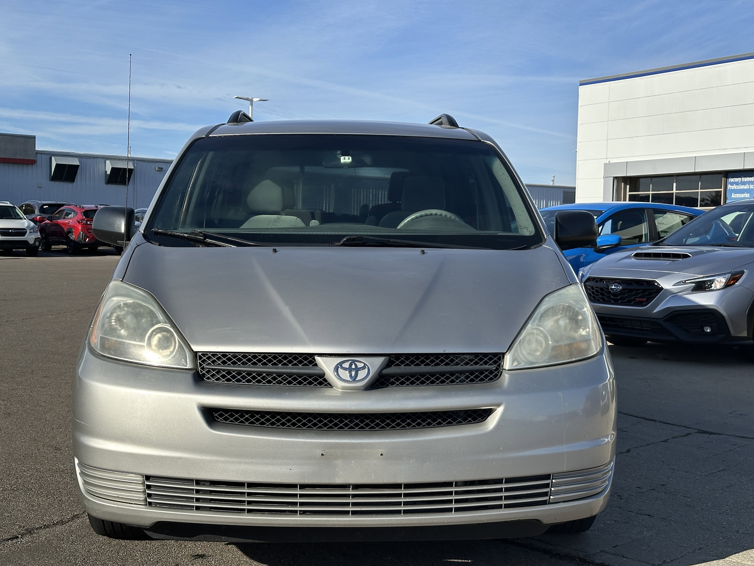 Used 2005 Toyota Sienna LE with VIN 5TDZA23C65S346970 for sale in Cincinnati, OH