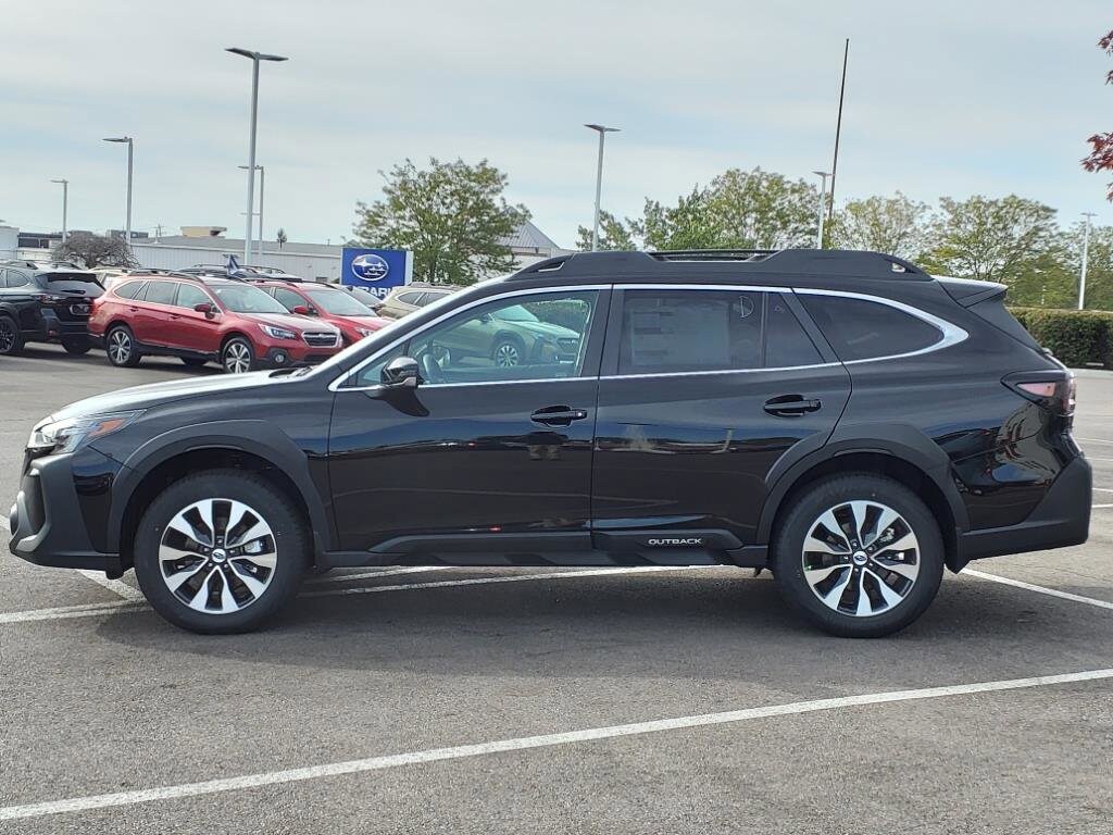 2025 Subaru Outback Limited photo 3