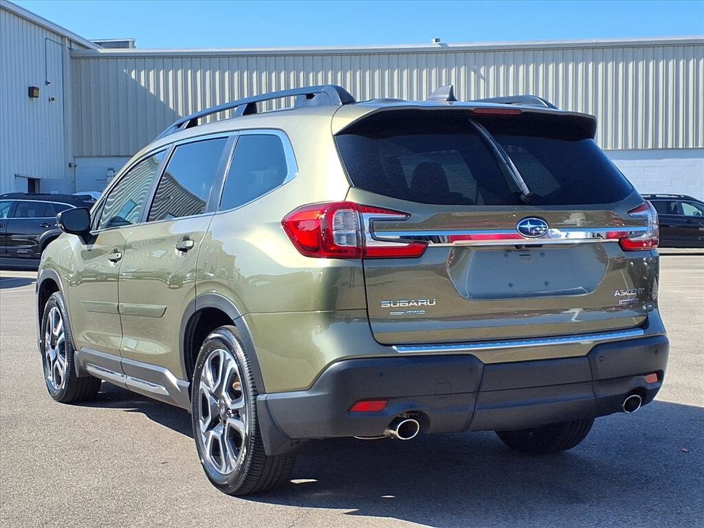 2024 Subaru Ascent Limited photo 4