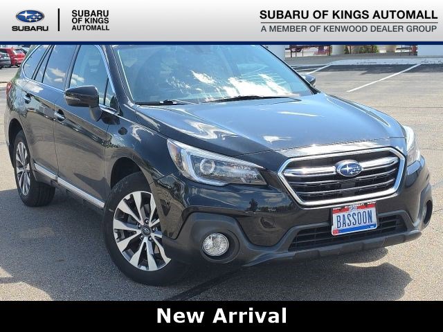 2018 Subaru Outback 2.5i Touring's photo