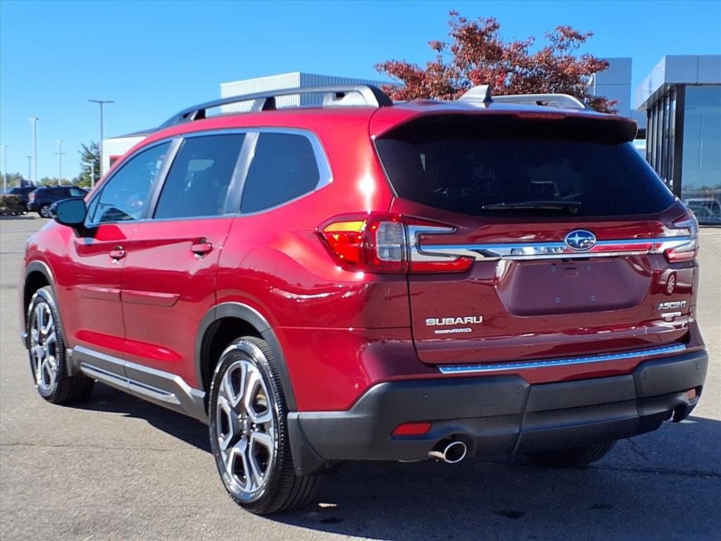 2024 Subaru Ascent Limited photo 4