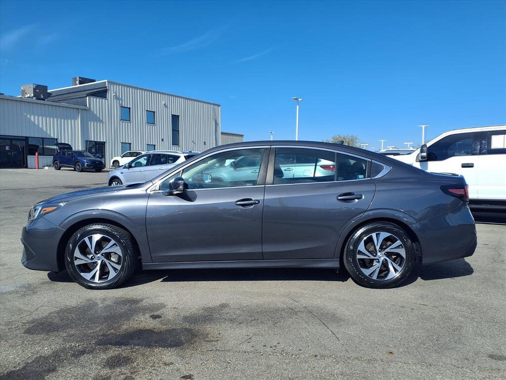 2022 Subaru Legacy Premium photo 3