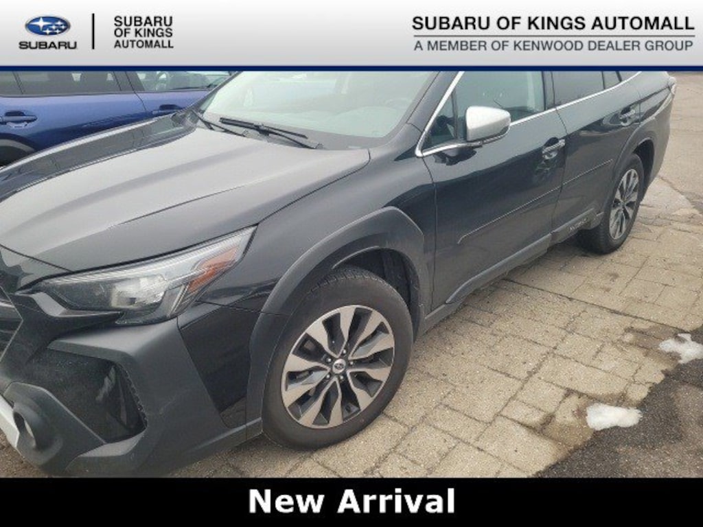 Used 2023 Subaru Outback Touring SUV
