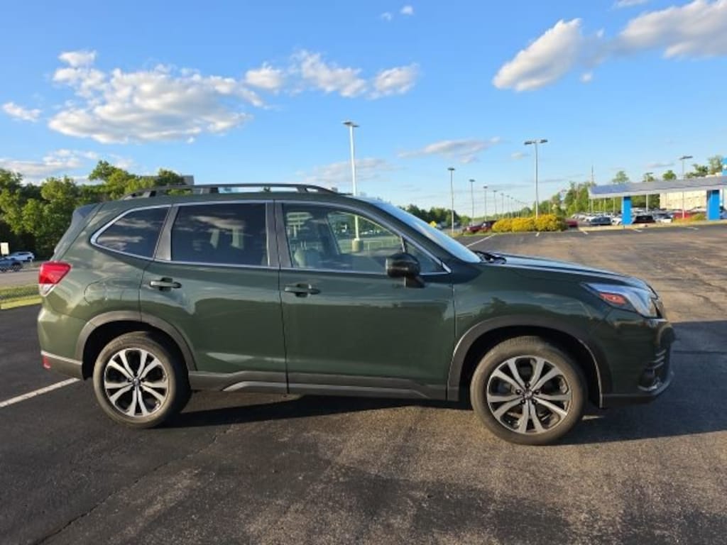 Used 2024 Subaru Forester Limited SUV