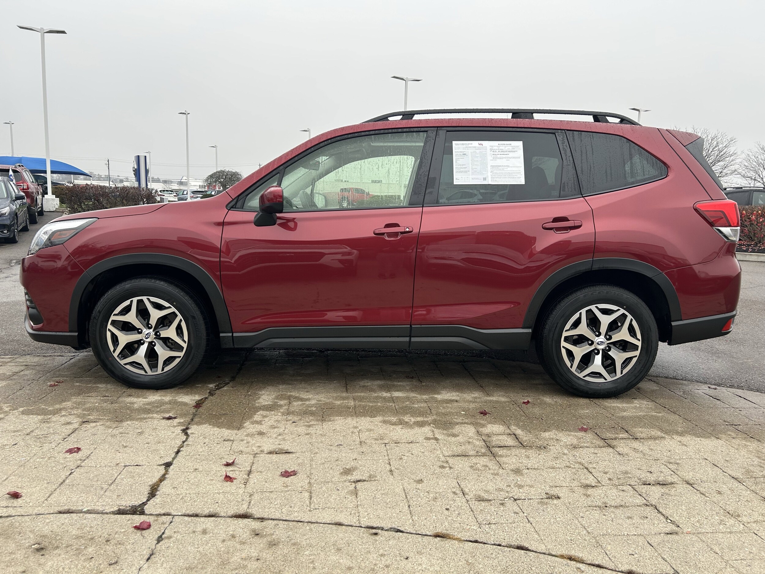 2023 Subaru Forester Premium photo 3