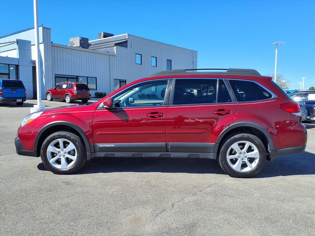 2014 Subaru Outback 2.5i Premium photo 3