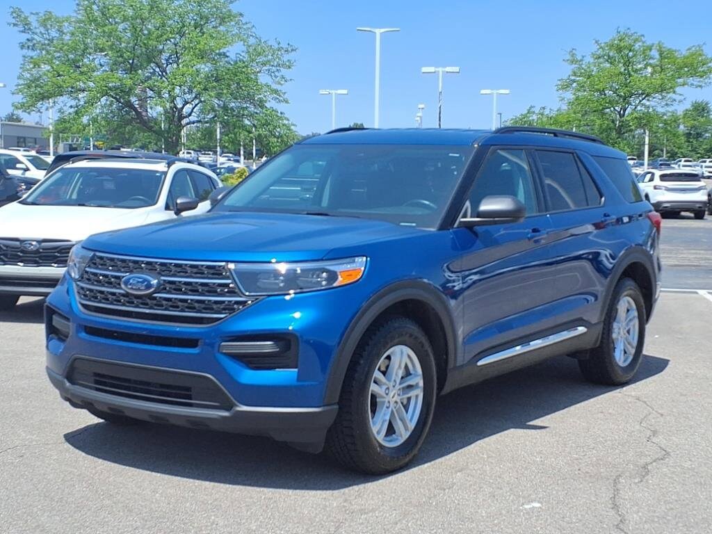 2022 Ford Explorer XLT photo 2