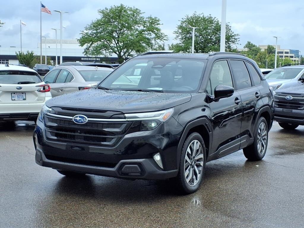 2025 Subaru Forester Touring photo 2