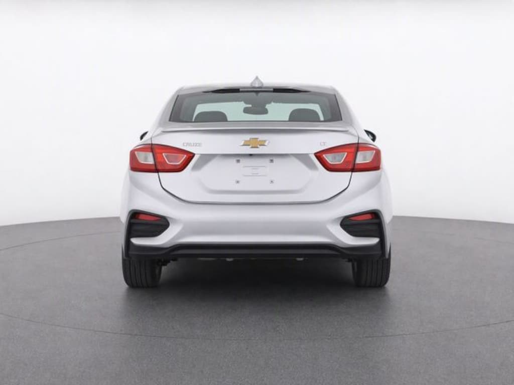 Used 2018 Chevrolet Cruze LT Manual Sedan