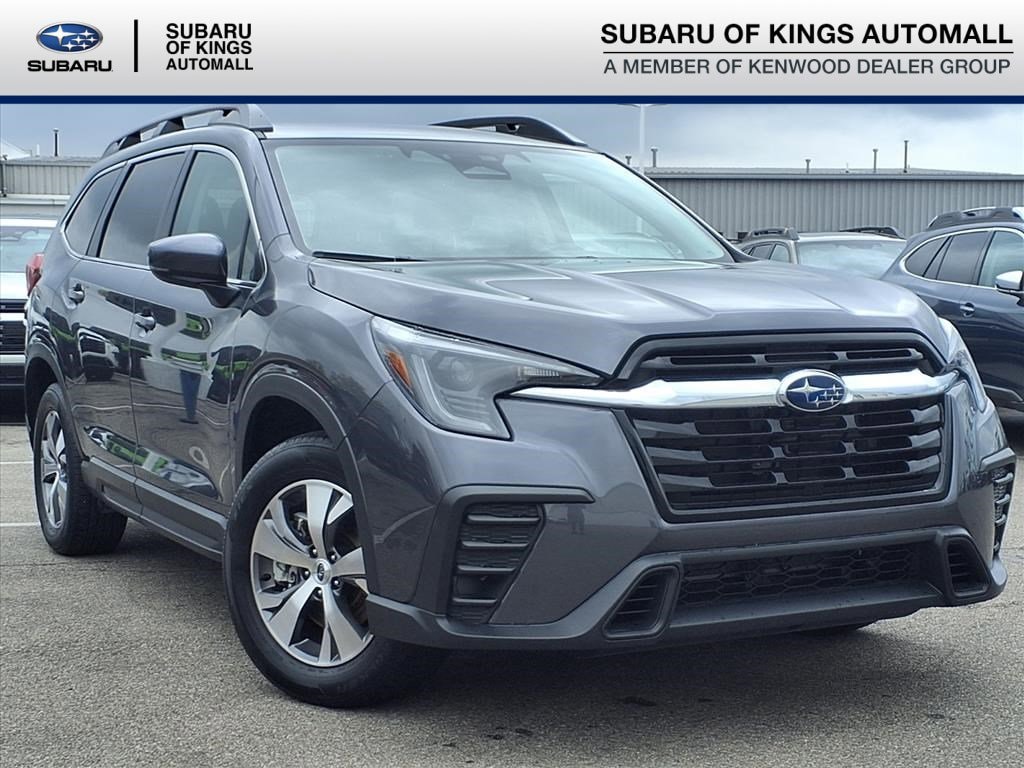 2024 Subaru Ascent Premium's photo