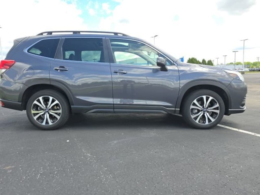 Used 2023 Subaru Forester Limited SUV