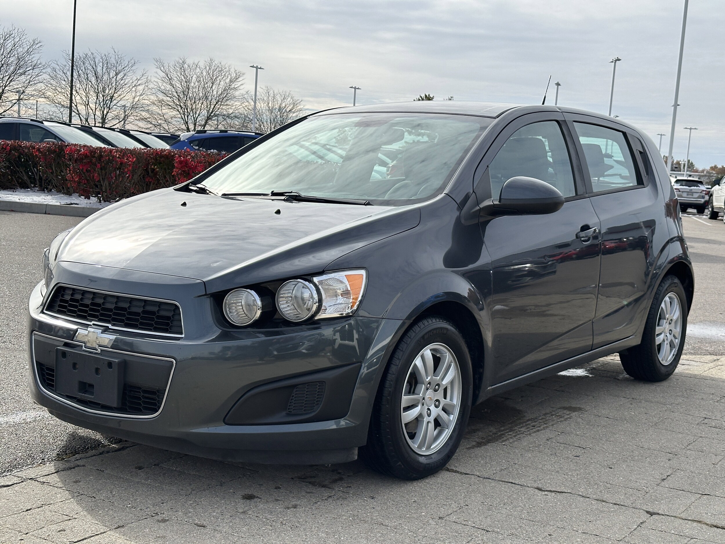 2012 Chevrolet Sonic LS photo 2