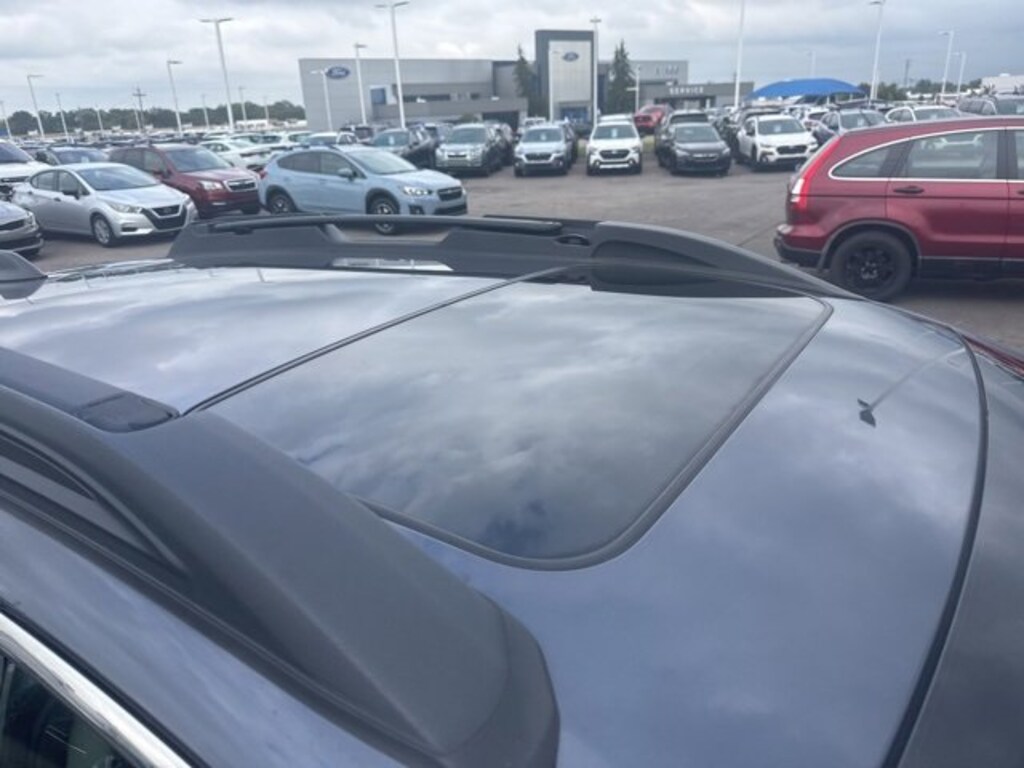 Used 2017 Subaru Outback 3.6R Limited with SUV