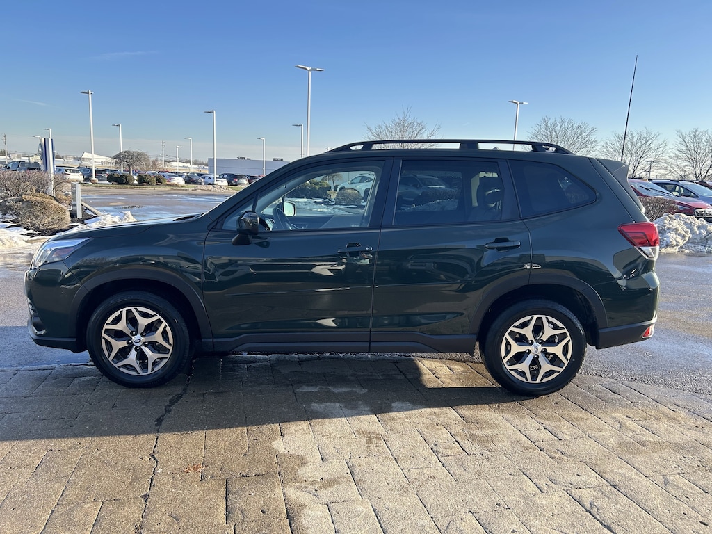 Used 2023 Subaru Forester Premium SUV