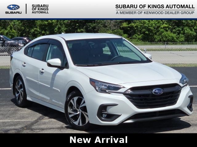 2025 Subaru Legacy Premium's photo