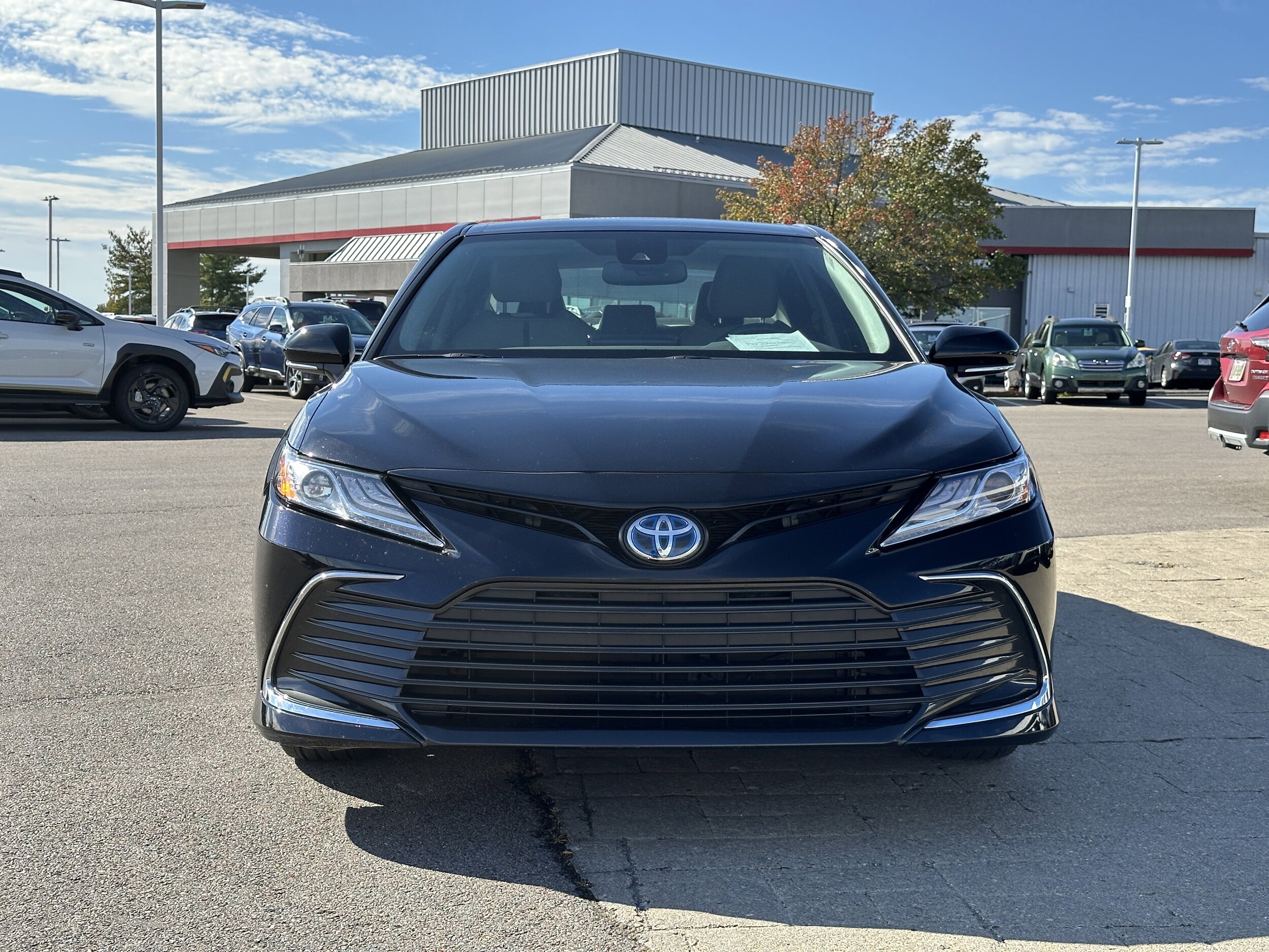 2024 Toyota Camry Hybrid XLE photo 2