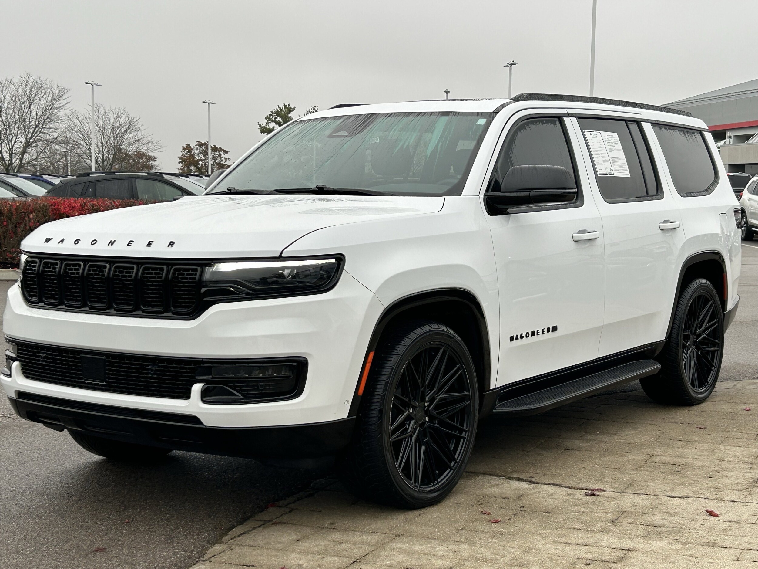 2023 Jeep Wagoneer Series II photo 3