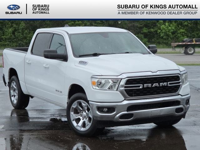 2022 RAM 1500 Big Horn/Lone Star 4x4 Crew Cab 5'7's photo