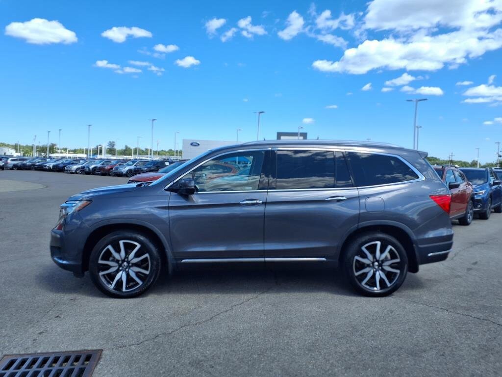 2020 Honda Pilot Touring photo 3