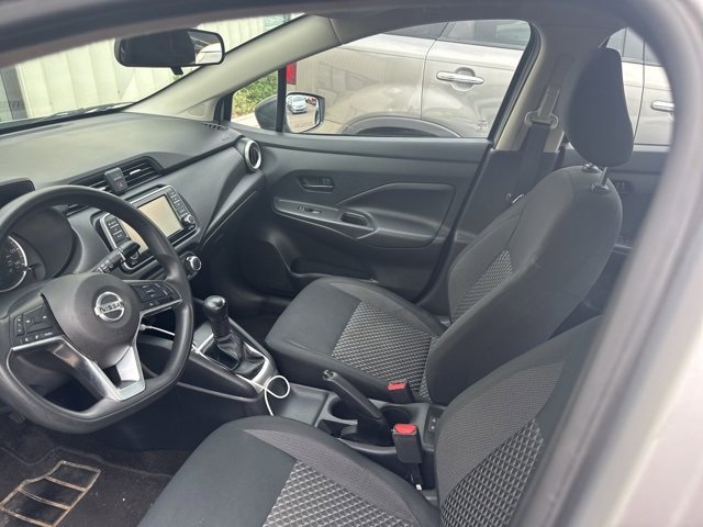 2020 Nissan Versa 1.6 S photo 2