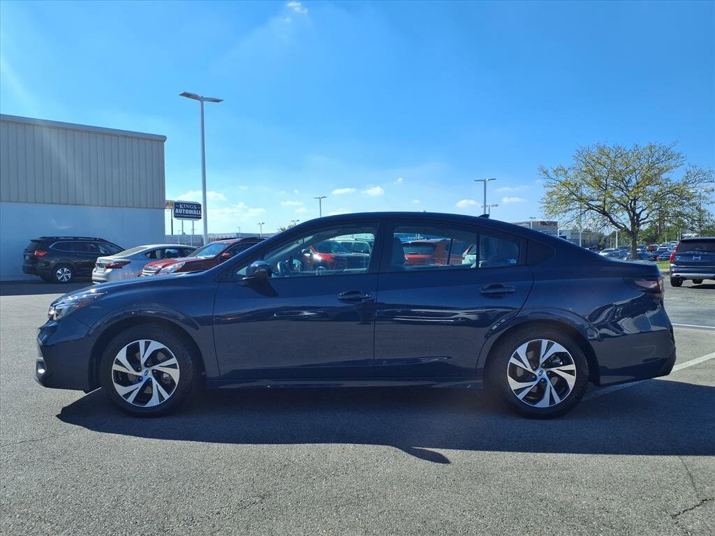 2024 Subaru Legacy Premium photo 2